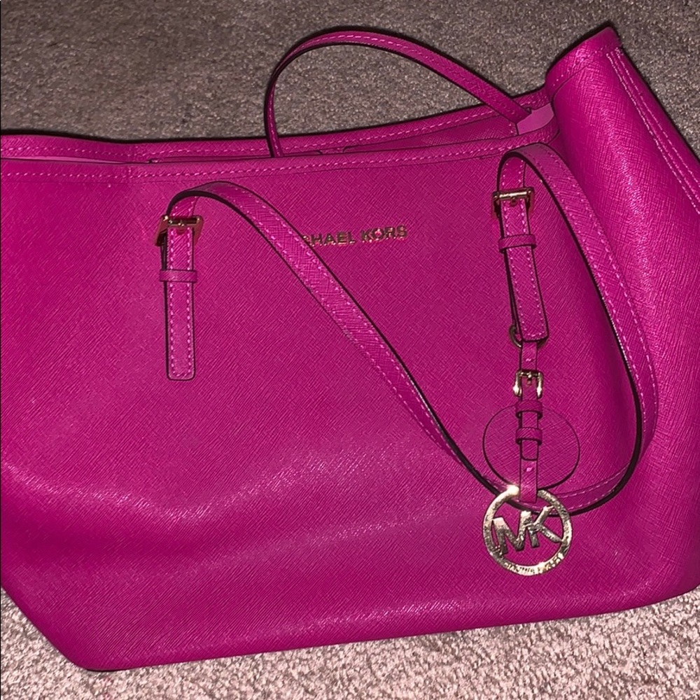 Michael kors purse